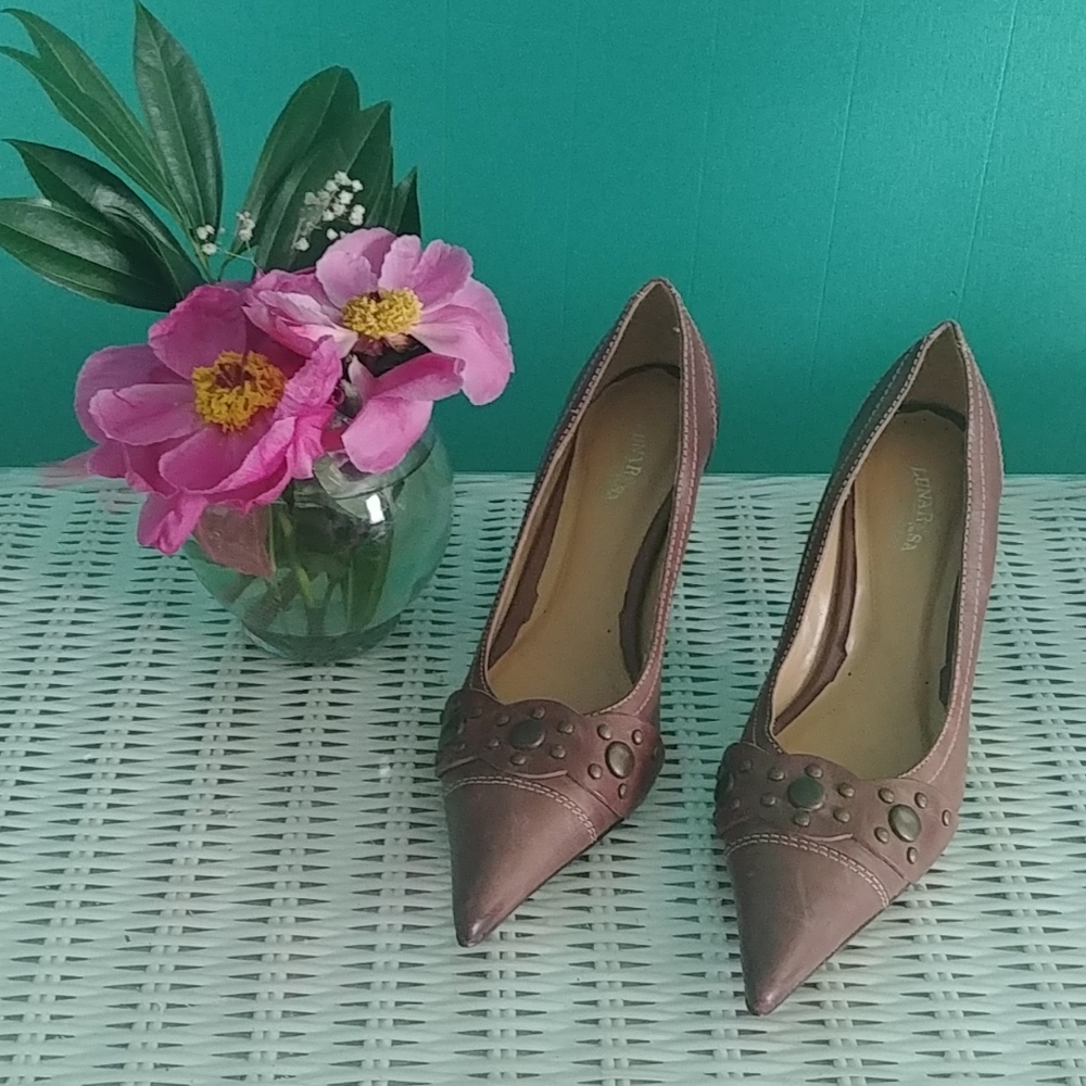 Luna Rosa By Pazzo Tan Leather Pointed Toe Heels